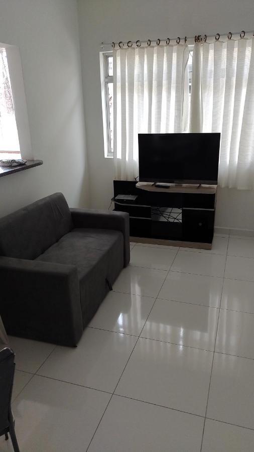 Apartamento A Uma Quadra Da Praia Гуаружа Екстер'єр фото
